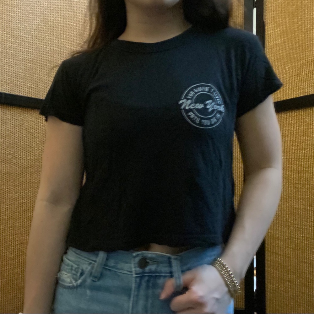 🖤BRANDY MELVILLE NY CROP TOP🖤